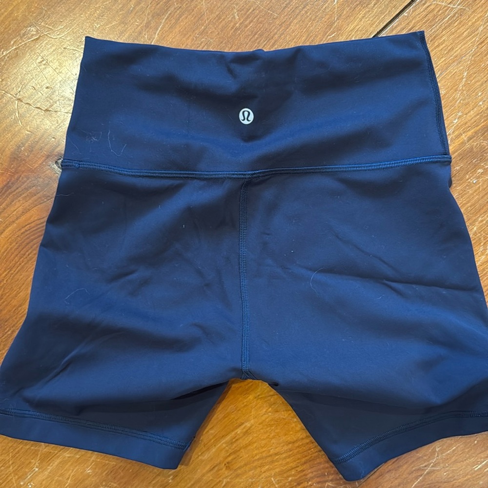 Navy lululemon wunder under biker shorts. Like new!